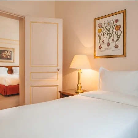 Le Plaza Hotel 5*